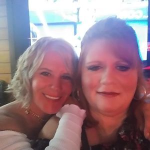 Meet your Posher, Michele